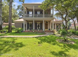 3 Birch Cv, Gulfport, MS 39503