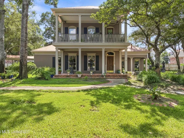 3 Birch Cv, Gulfport, MS 39503