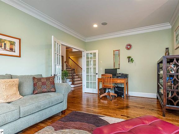 3rd image of 513 Cypress Links Way