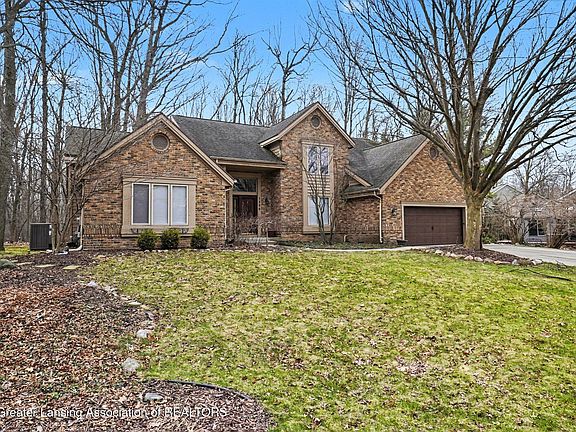 2nd image of 1290 Shortwood Cir