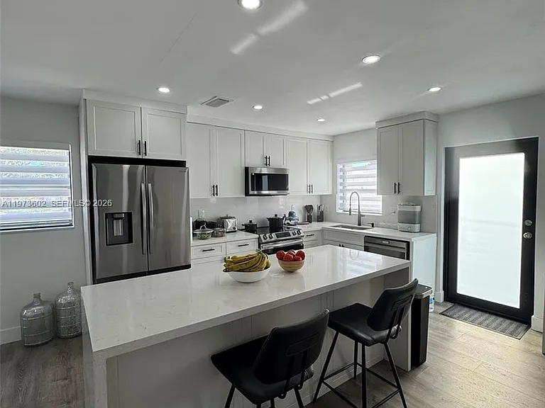 12534 SW 27th St — Photo 12