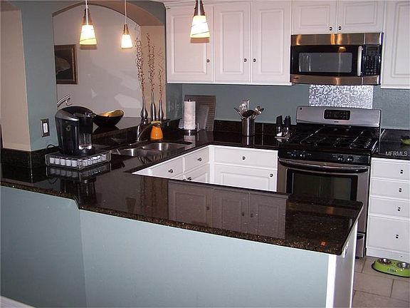 5th image of 11992 Lake Allen Dr