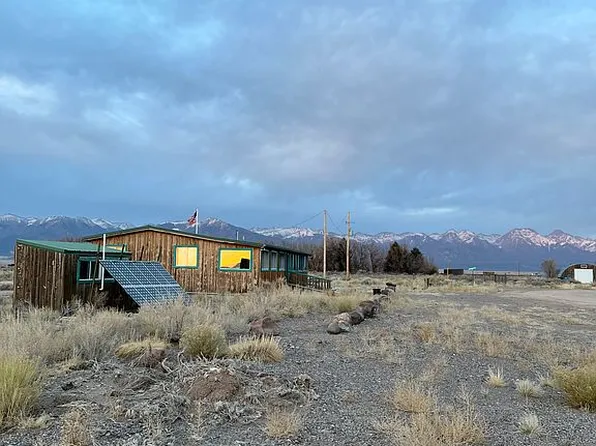 77 10th St, Moffat, CO 81143