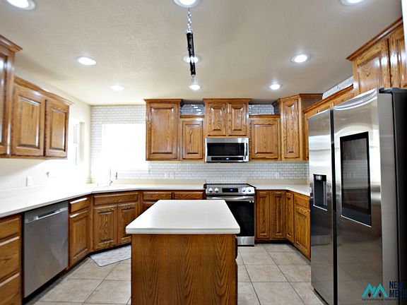 5th image of 2221 Enloe Dr