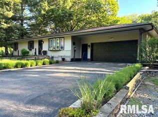 14736 E Natchez Point, Canton, IL 61520