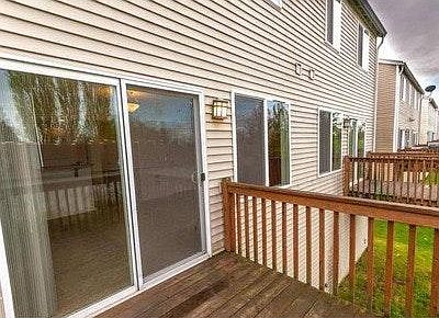 3rd image of 5800 NE 135th Ave