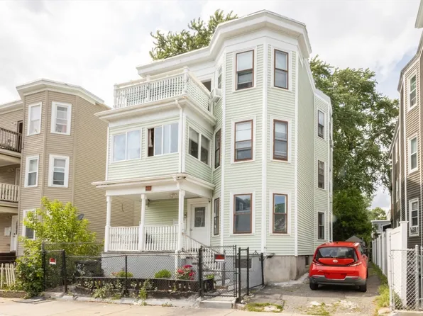 35 Torrey St APT 3, Dorchester Center, MA 02124