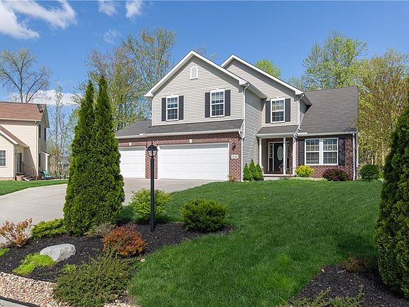 2nd image of 1640 Jennifer Ln
