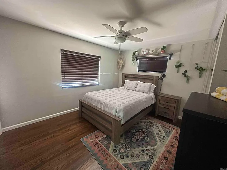 1315 Darby St — Photo 5