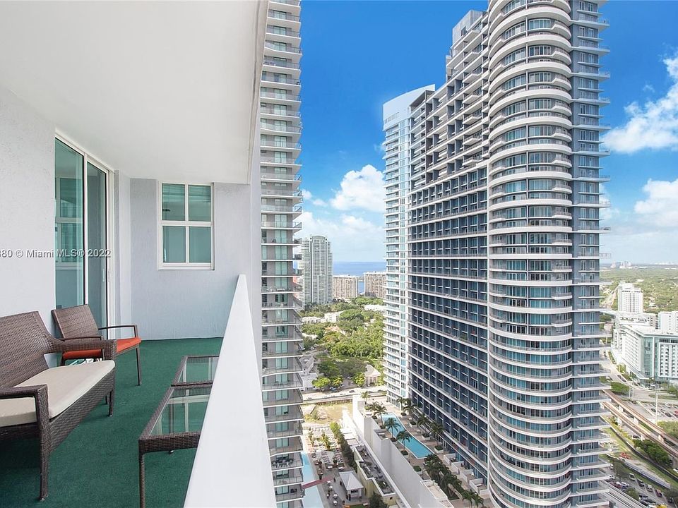 1st image of 1250 S Miami Ave #3505