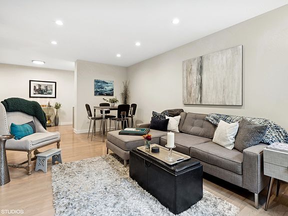 5th image of 515 W Wrightwood Ave APT 308