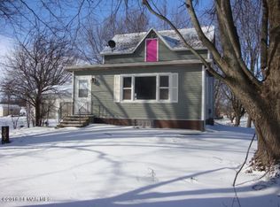 309 W Main St, Hayfield, MN 55940
