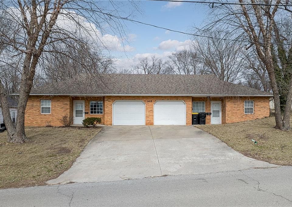 1st image of 105 W Price Ave