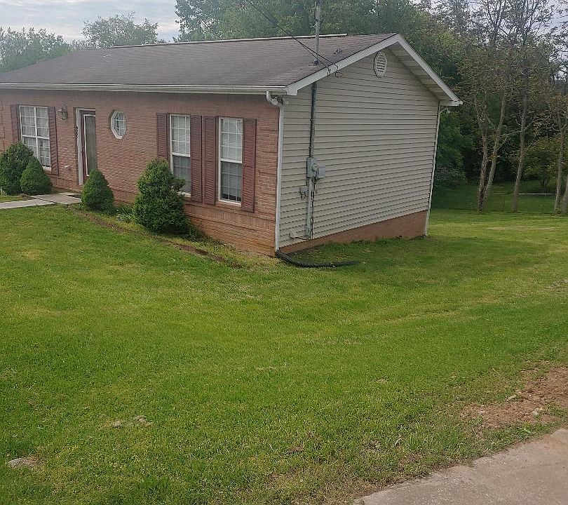 1st image of 626 Jasmine Ln