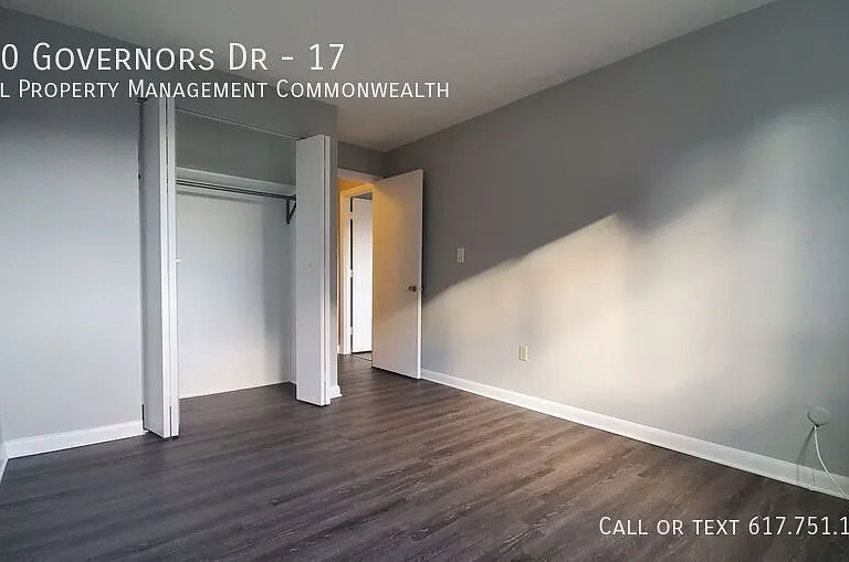 900 Governors Dr #17 — Photo 10