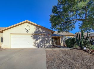 8840 N Bottlebush Ln, Tucson, AZ 85742