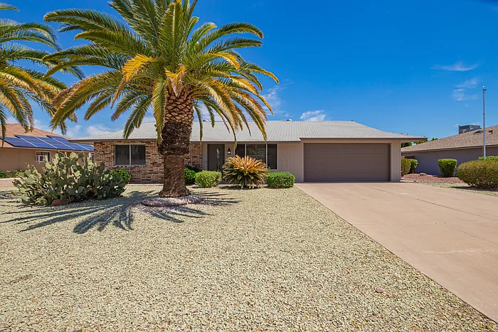 17615 N Whispering Oaks Dr — Photo 1
