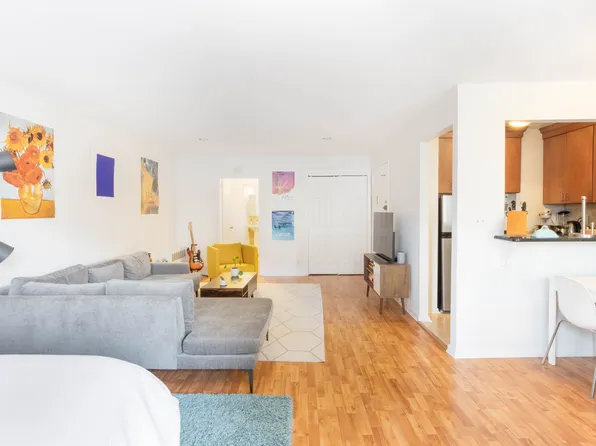 85 8th Avenue image 1 of 5