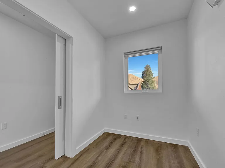 Saddle Lofts Apartments — Photo 53