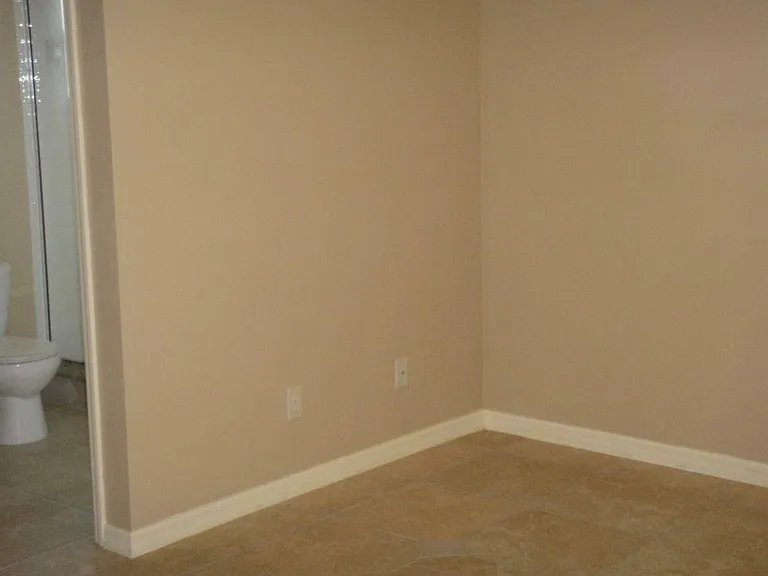 1940 Trevino Cir — Photo 13