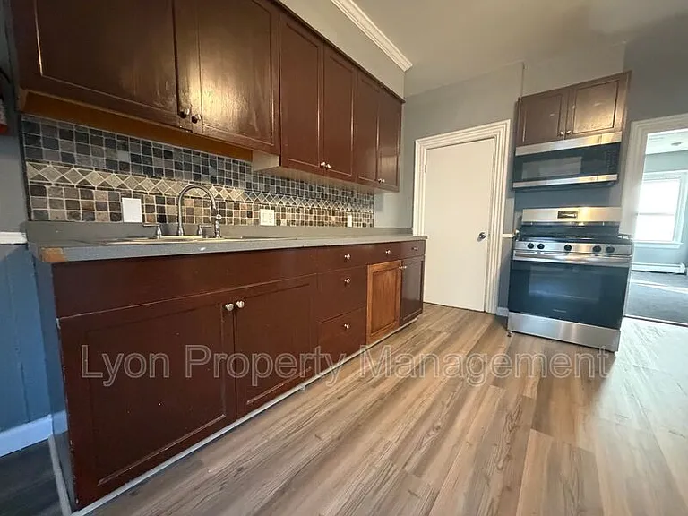 103 Brook St #2 — Photo 4