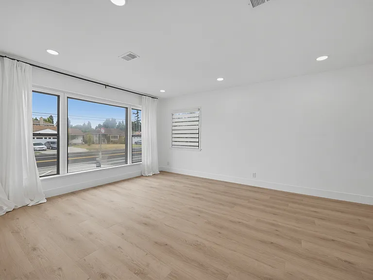 4463 Palo Verde Ave — Photo 24