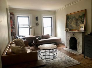 154 E 61st St #4R, New York, NY 10065