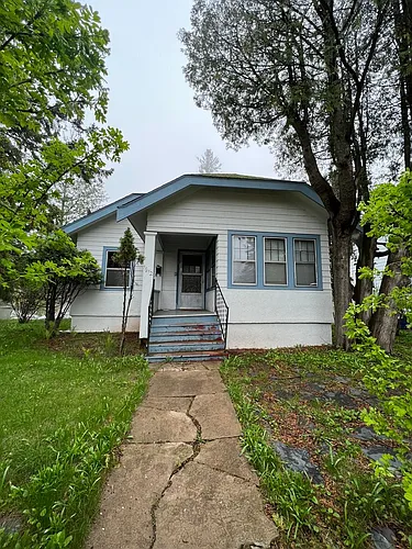 1612 Waverly Ave Photo 1