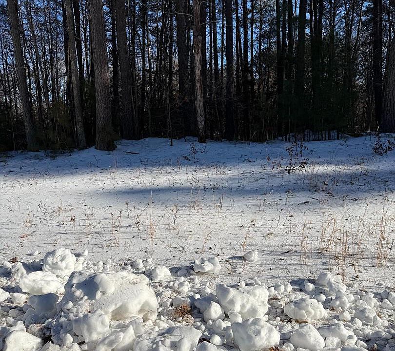 1st image of 2 Woodberry Dr