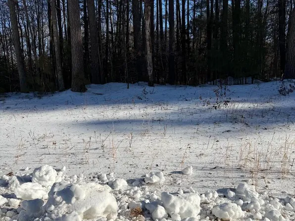 2 Woodberry Dr, Montross, VA 22520