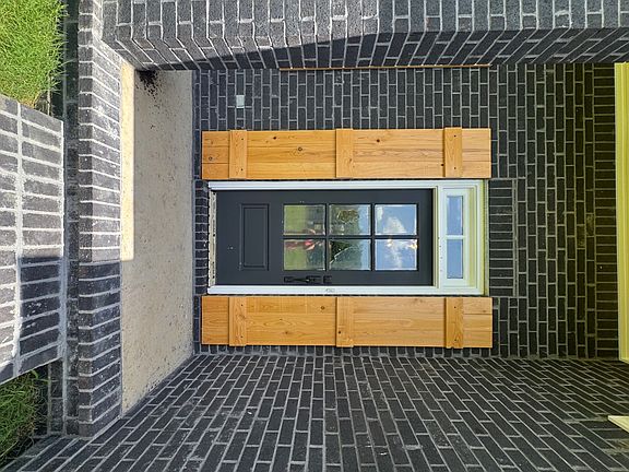 2nd image of 93 Ironwood Drive Gore Spgs