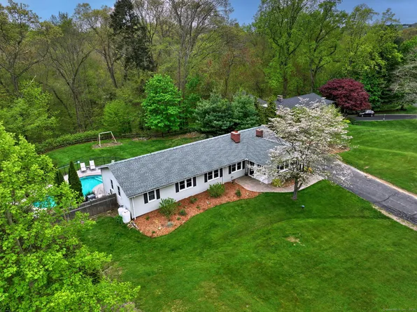580 stone hill Drive, Orange, CT 06477