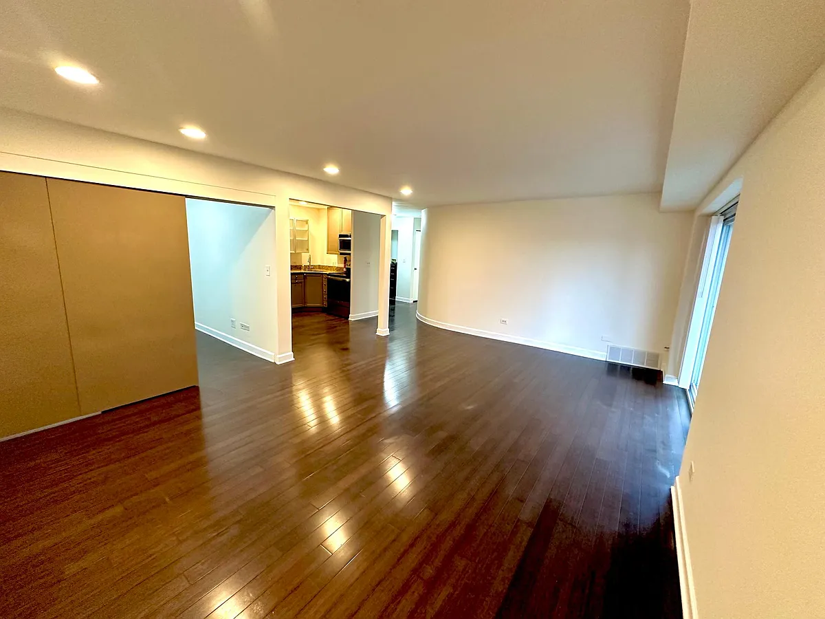 Building Photo - 2301 Beau Monde Ln #305