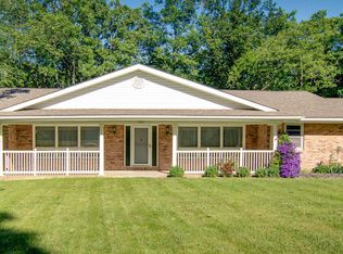 1402 Marbrooke Dr, Fulton, MO 65251