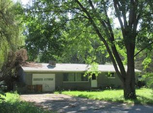 614 Sandow Rd, Midland, MI 48640