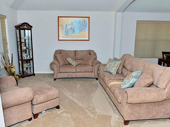 2nd image of 2718 Chatford Hollow Ln