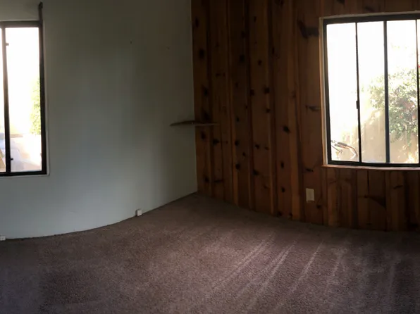 1204 Thomas Ave, San Diego, CA 92109