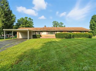 795 Newton Dr, Dayton, OH 45434