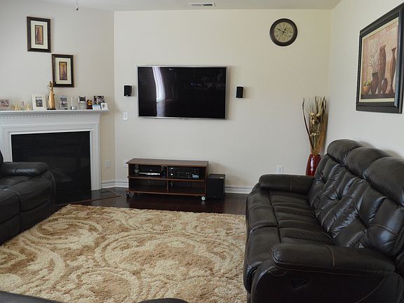 4th image of 4040 Franklin Meadows Dr