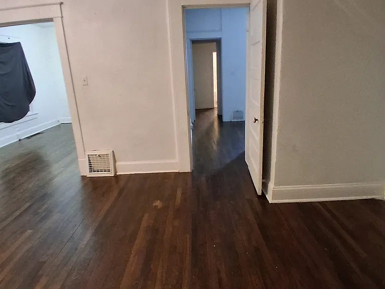 944 Riverview Ave — Photo 13