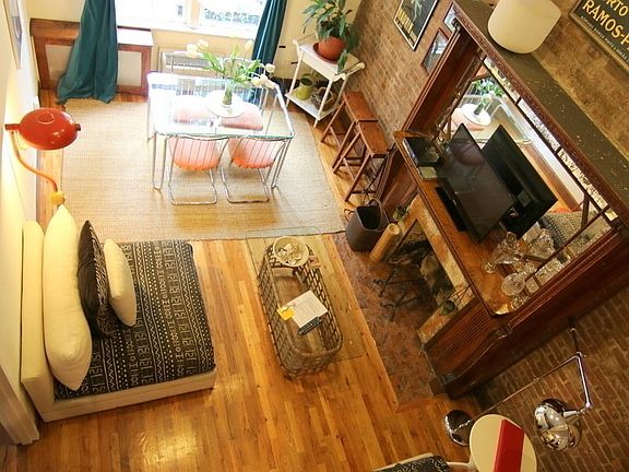 2nd image of 115 W 74th St APT 1a