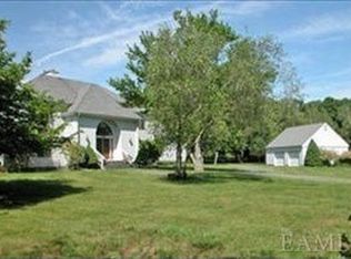 6 Ebenezer Ln, Pound Ridge, NY 10576