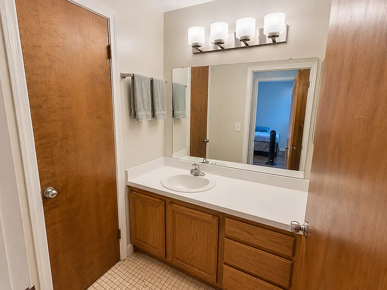 521 Walnut St — Photo 16