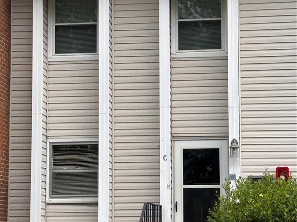 2696 Brigadoon Ln APT C, Fayetteville, NC 28305