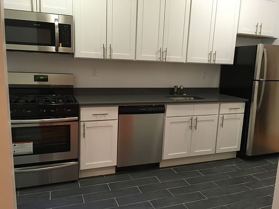 4th image of 8015 Grenfell St APT B2
