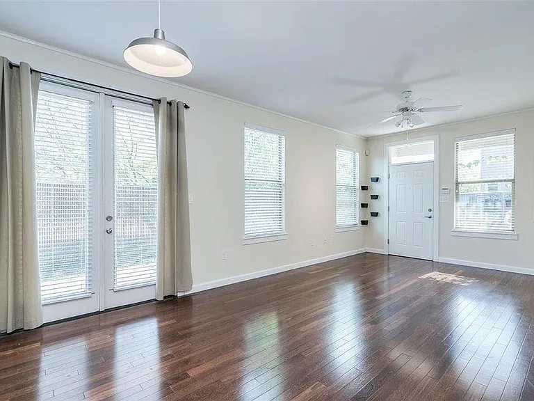1201 Grove Blvd #1101 — Photo 1