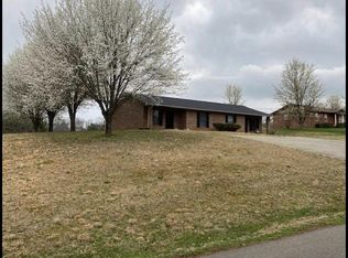 1206 Faith Ln, Dandridge, TN 37725