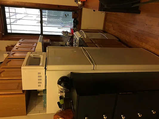 Rented by Peter Meskouris LREB | media 20