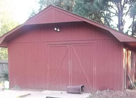 2nd image of 6800 Lost Valley Cv