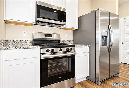 3 bed, 1335 sqft, $1,650 — Photo 4